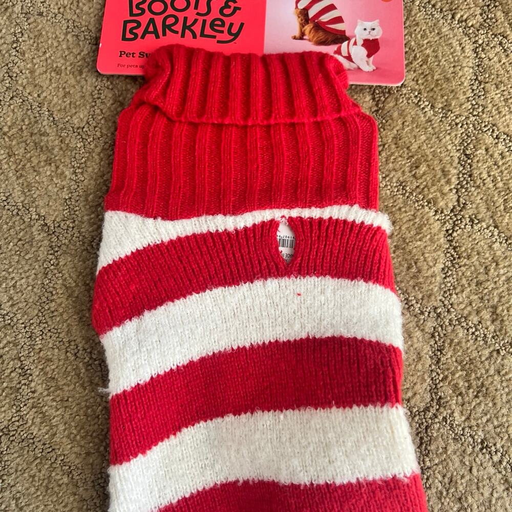 Dog sweater size S